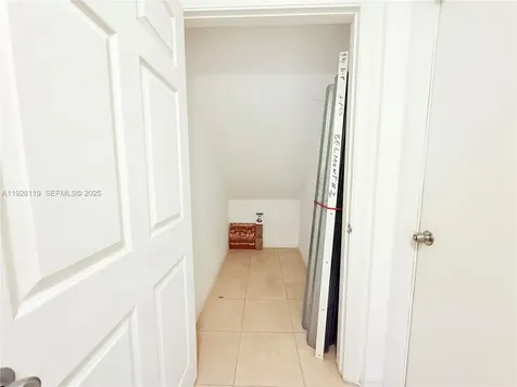 308 Belmont Lane North Lauderdale FL 33068