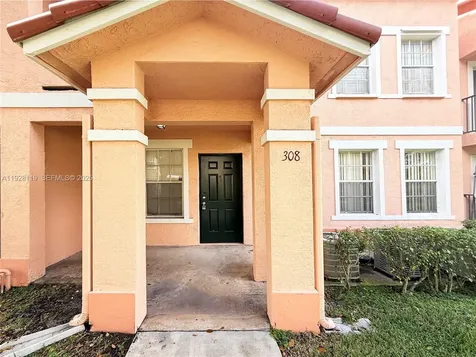 308 Belmont Lane North Lauderdale FL 33068