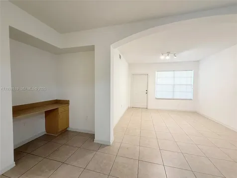 308 Belmont Lane North Lauderdale FL 33068