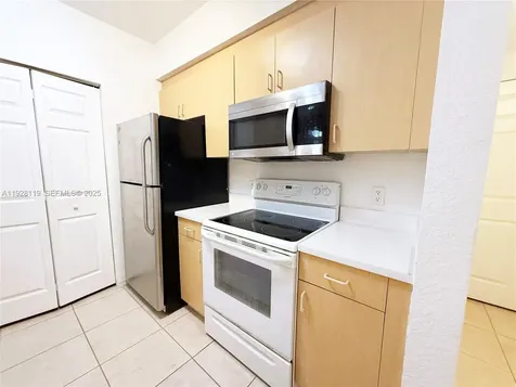 308 Belmont Lane North Lauderdale FL 33068
