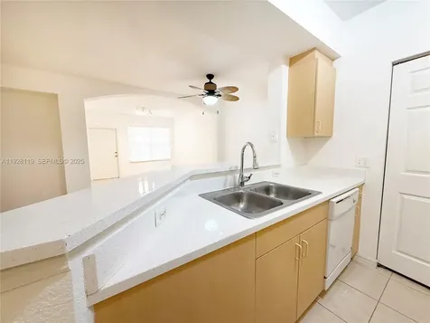 308 Belmont Lane North Lauderdale FL 33068