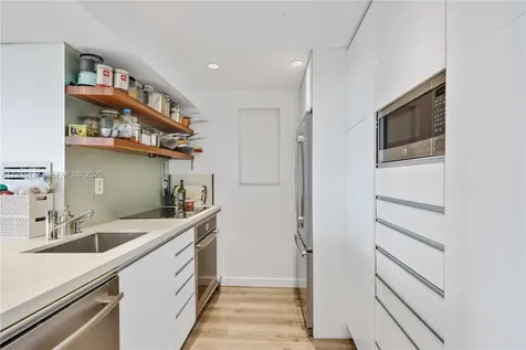 1200 West Avenue Miami Beach FL 33139