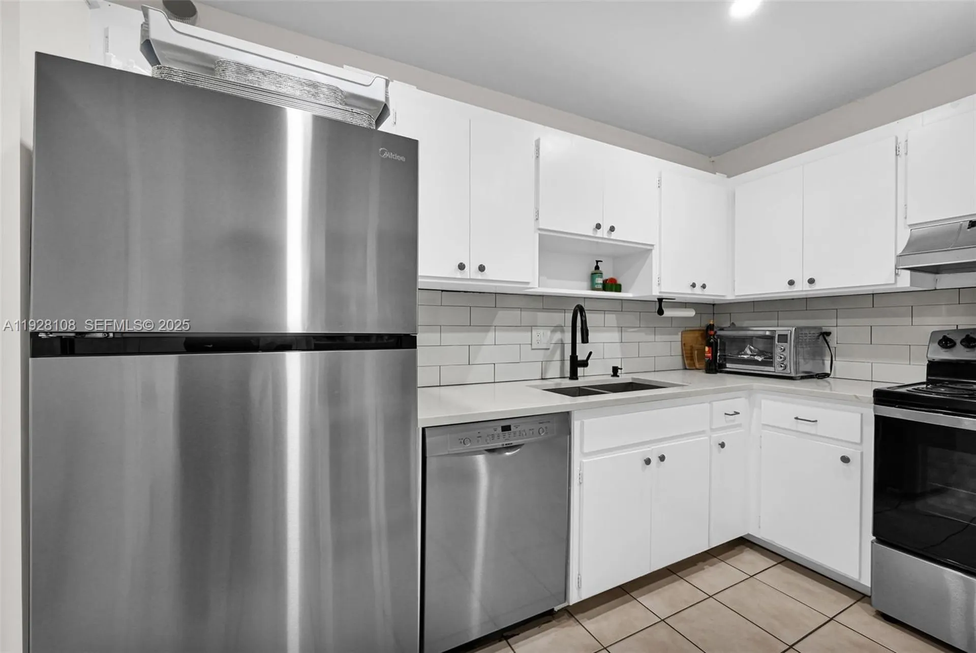 4020 N Hills Drive Hollywood FL 33021