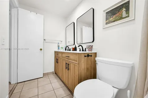 4020 N Hills Drive Hollywood FL 33021
