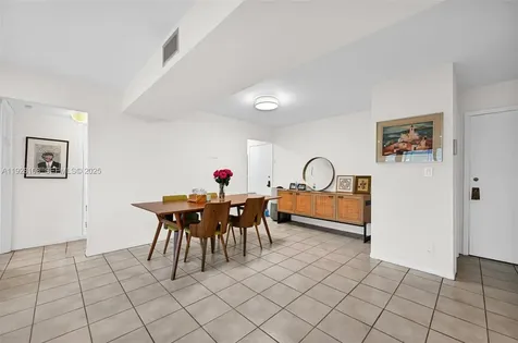 4020 N Hills Drive Hollywood FL 33021