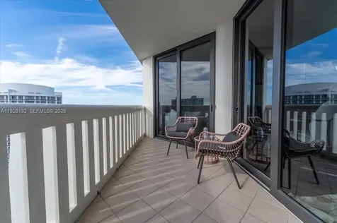 3000 Island Boulevard Aventura FL 33160