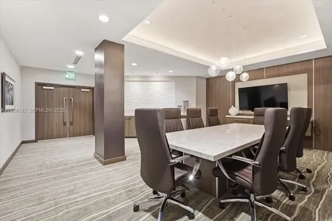3000 Island Boulevard Aventura FL 33160