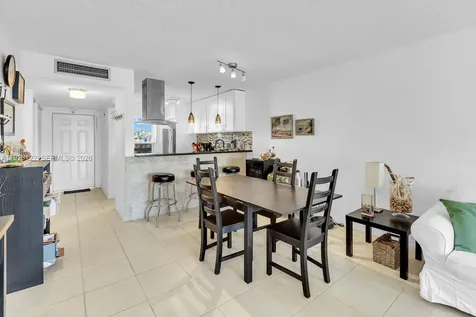 6071 NW 61st Avenue Tamarac FL 33319