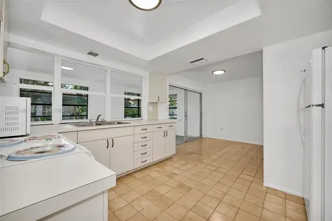 2311 NW 73rd Avenue Sunrise FL 33313