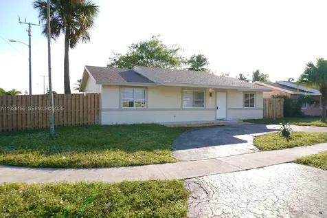 7800 SW 8th Court North Lauderdale FL 33068