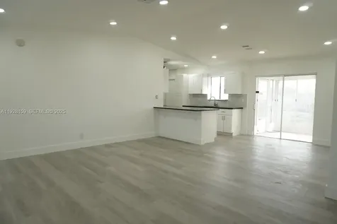 7800 SW 8th Court North Lauderdale FL 33068