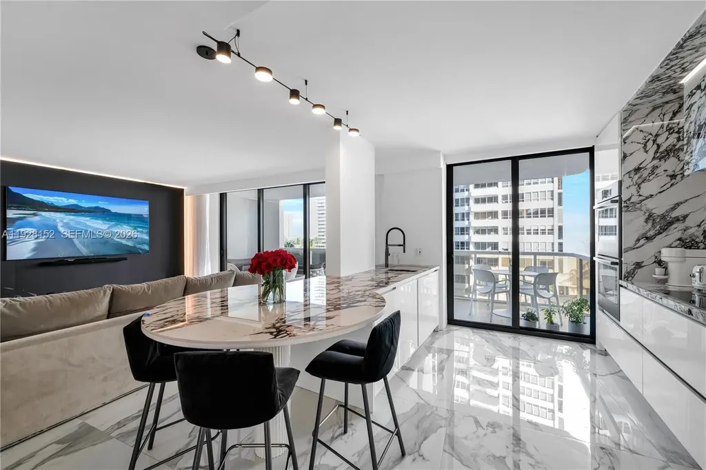 9 Island Avenue Miami Beach FL 33139