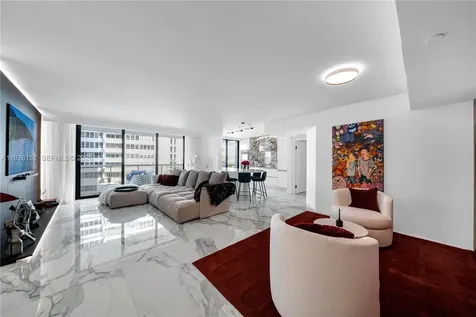 9 Island Avenue Miami Beach FL 33139