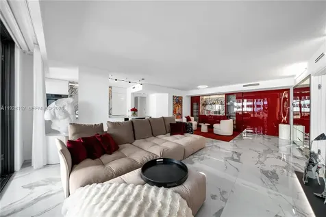9 Island Avenue Miami Beach FL 33139