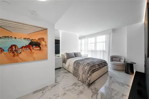 9 Island Avenue Miami Beach FL 33139