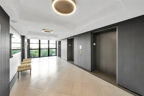 9 Island Avenue Miami Beach FL 33139