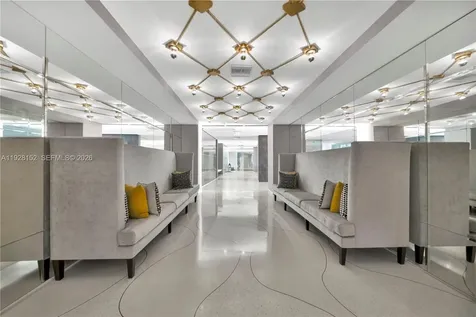 9 Island Avenue Miami Beach FL 33139
