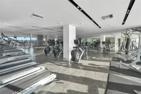 9 Island Avenue Miami Beach FL 33139