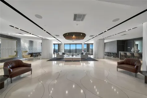 9 Island Avenue Miami Beach FL 33139