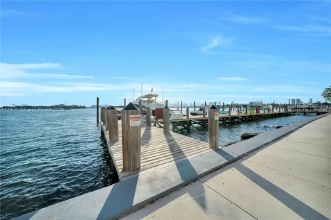 9 Island Avenue Miami Beach FL 33139