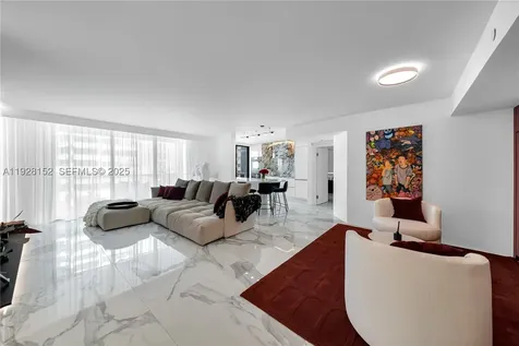 9 Island Avenue Miami Beach FL 33139