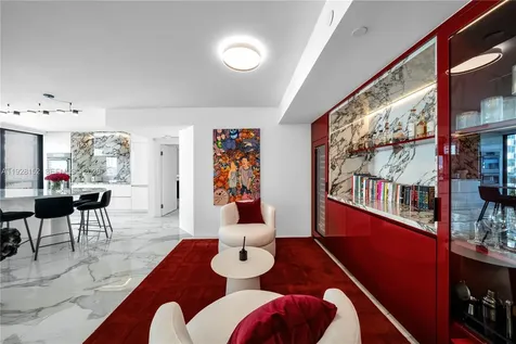 9 Island Avenue Miami Beach FL 33139