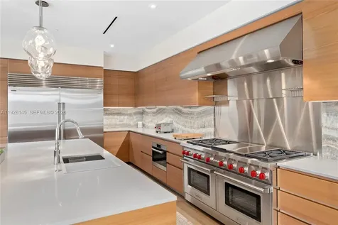 3581 E Glencoe Street Miami FL 33133