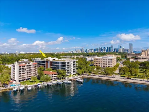 3581 E Glencoe Street Miami FL 33133