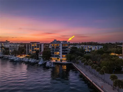 3581 E Glencoe Street Miami FL 33133