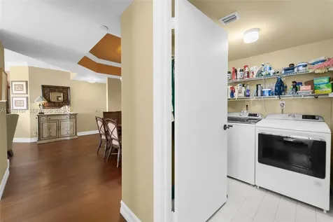 3600 Yacht Club Drive Aventura FL 33180