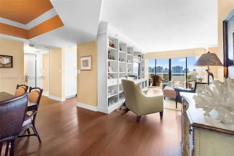 3600 Yacht Club Drive Aventura FL 33180