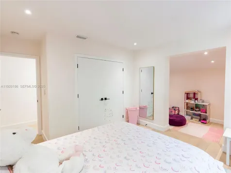 317 Bayberry Drive Plantation FL 33317