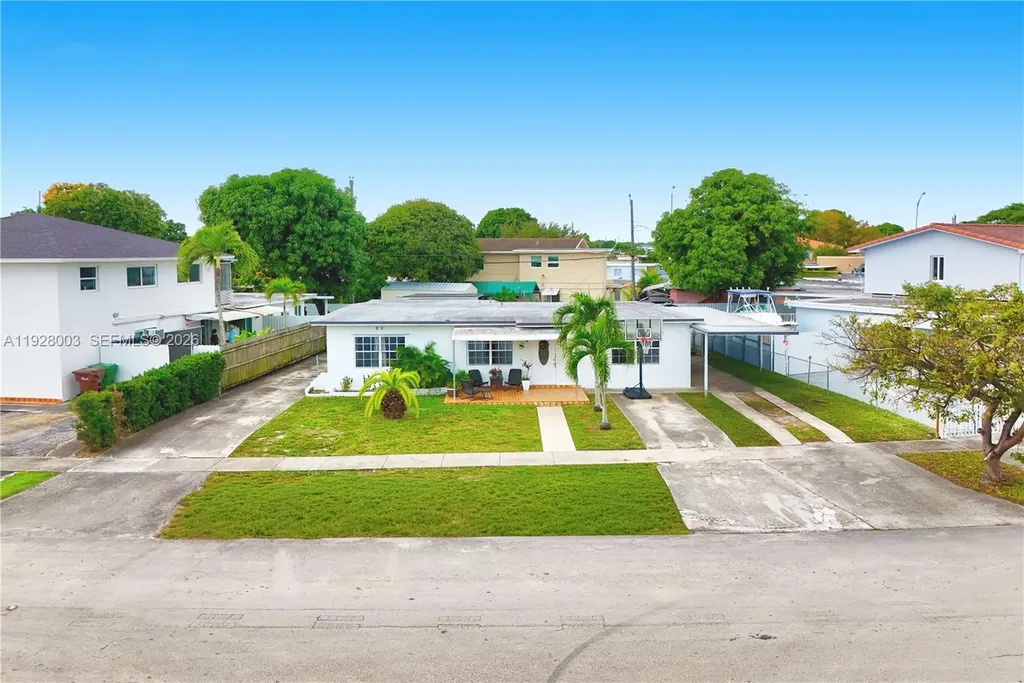 1540 E 8th Court Hialeah FL 33010
