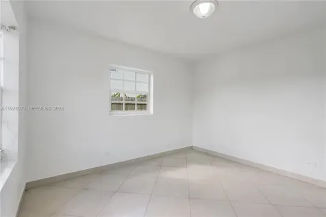 1540 E 8th Court Hialeah FL 33010