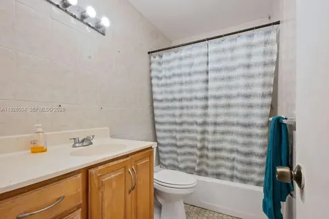 111 NE 175th Street North Miami Beach FL 33162
