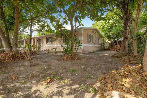 111 NE 175th Street North Miami Beach FL 33162