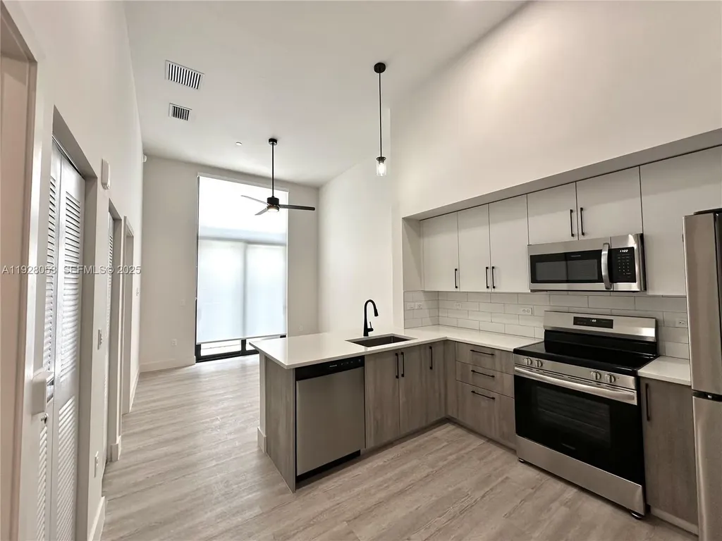 18412 Homestead Avenue Miami FL 33157