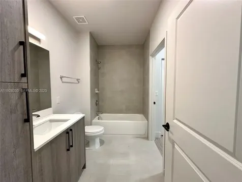 18412 Homestead Avenue Miami FL 33157