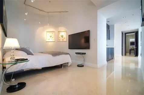 18101 Collins Avenue Sunny Isles Beach FL 33160