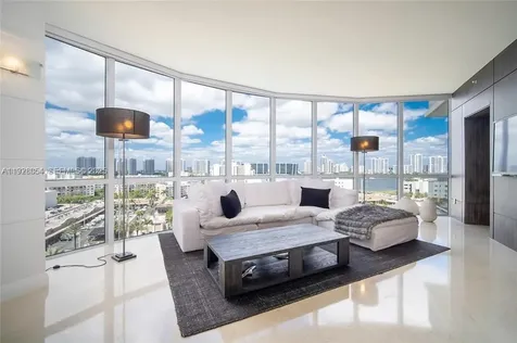 18101 Collins Avenue Sunny Isles Beach FL 33160