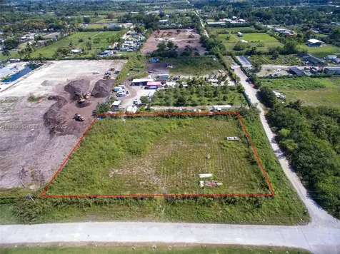 21151 SW 160th Street Miami FL 33187