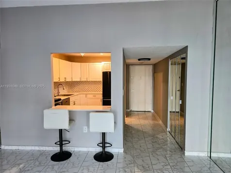 20505 E Country Club Drive Aventura FL 33180