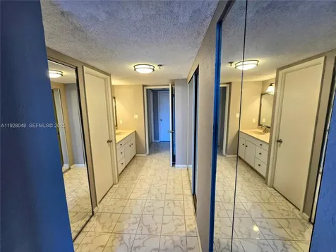 20505 E Country Club Drive Aventura FL 33180