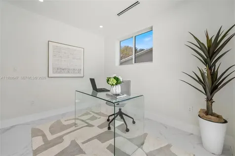 18891 NE 20th Avenue North Miami Beach FL 33179