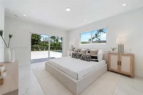 18891 NE 20th Avenue North Miami Beach FL 33179