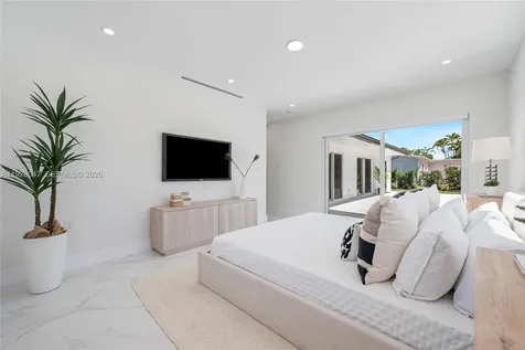 18891 NE 20th Avenue North Miami Beach FL 33179