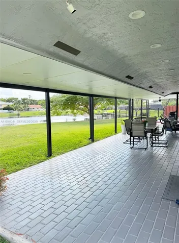 15500 Carriage Court Davie FL 33331