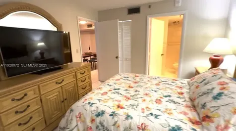 1621 Collins Miami Beach FL 33139