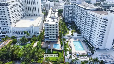 1621 Collins Miami Beach FL 33139