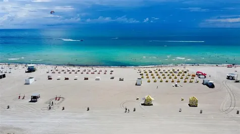 1621 Collins Miami Beach FL 33139